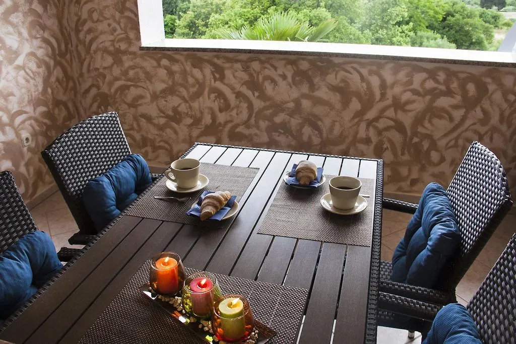 Korsa Apartment Sveti Lovrec Pazenaticki