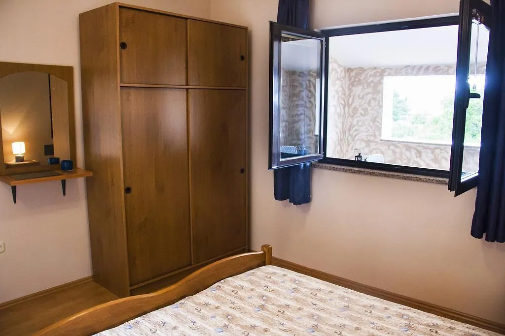 Korsa Apartment Sveti Lovrec Pazenaticki